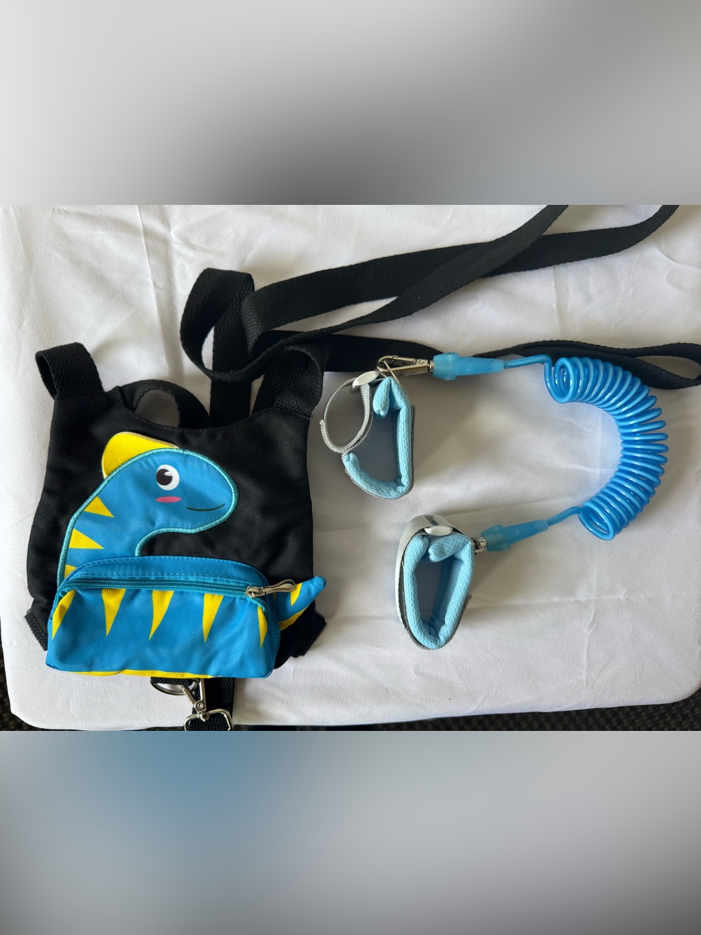 Amazon Kids Dinosaur Safety Harness and Wrist Leash in Black, Blue and Yellow